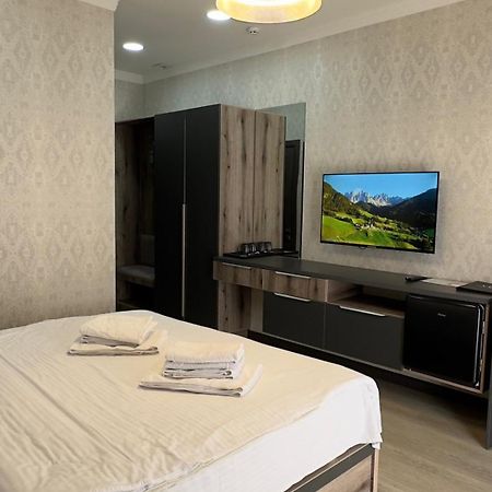 Vip Hotel Tashkent Esterno foto