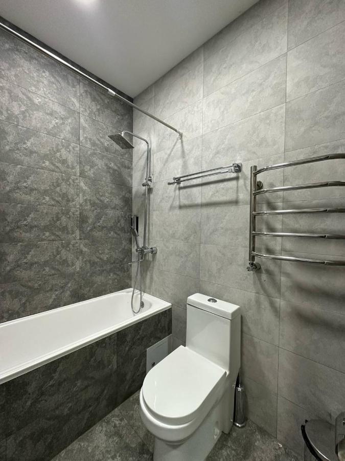 Vip Hotel Tashkent Esterno foto